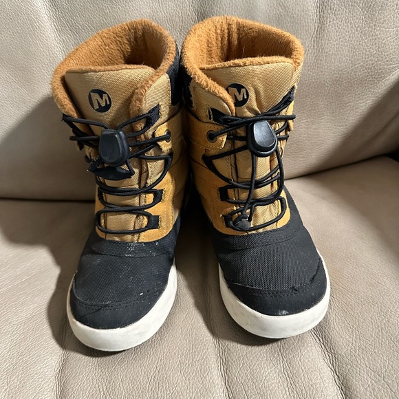 Merrell kids snow boots 11c - Picture 2 of 4